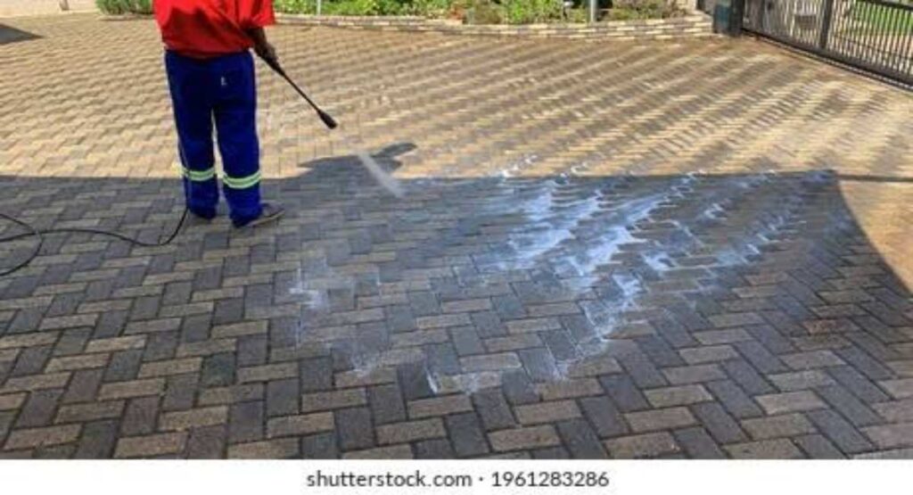 Driveway Cleaning Saint Monans