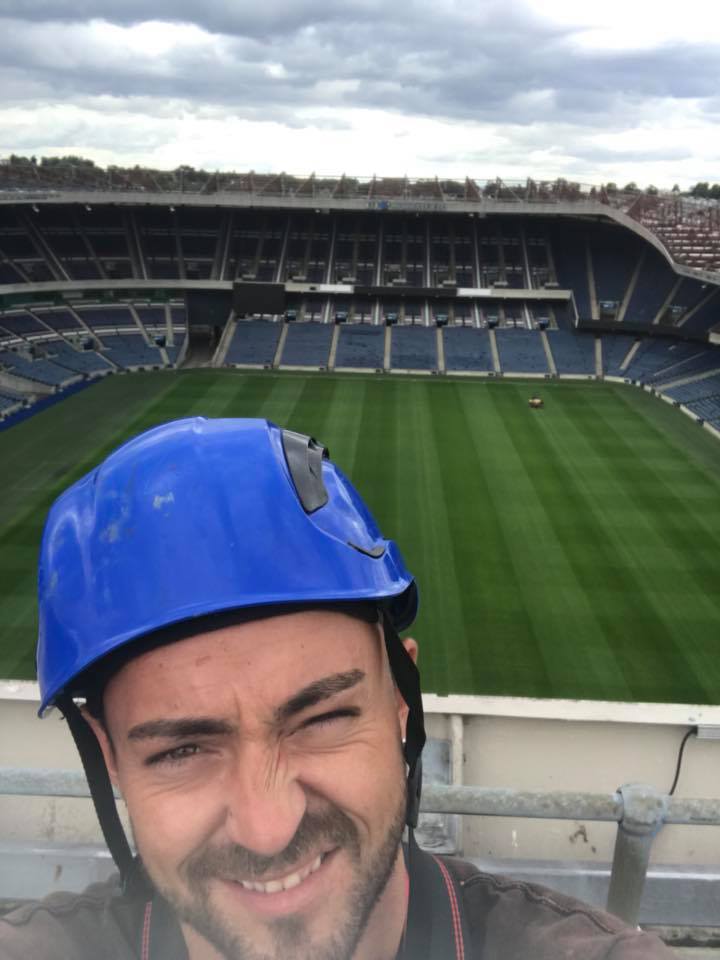 Building cleaning transformation in Commercial Leven Building cleaned and restored in Commercial Leven