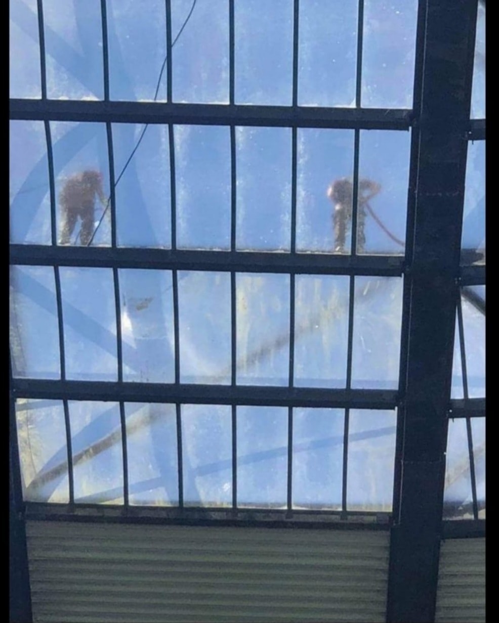 Building cleaning results in Commercial Leven Commercial exterior cleaning in Commercial Leven