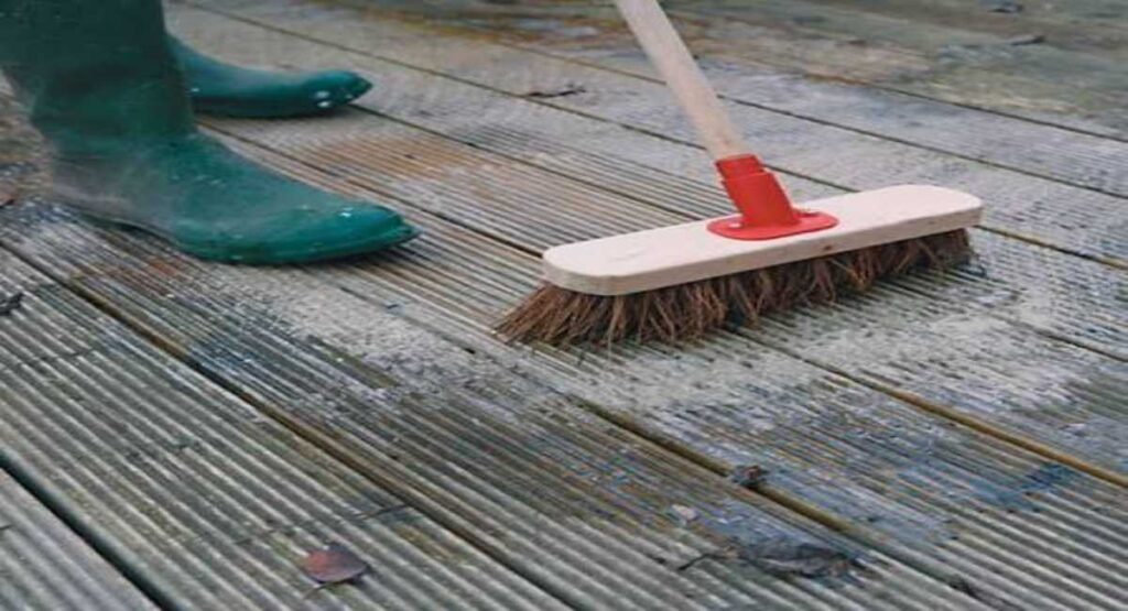 Decking Cleaning Leven