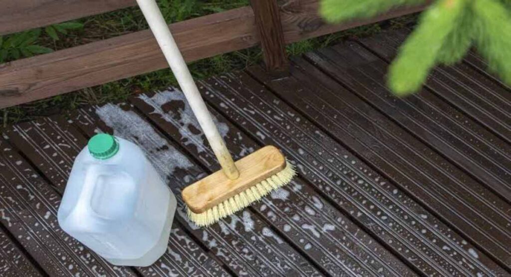 Decking Cleaning Kelty