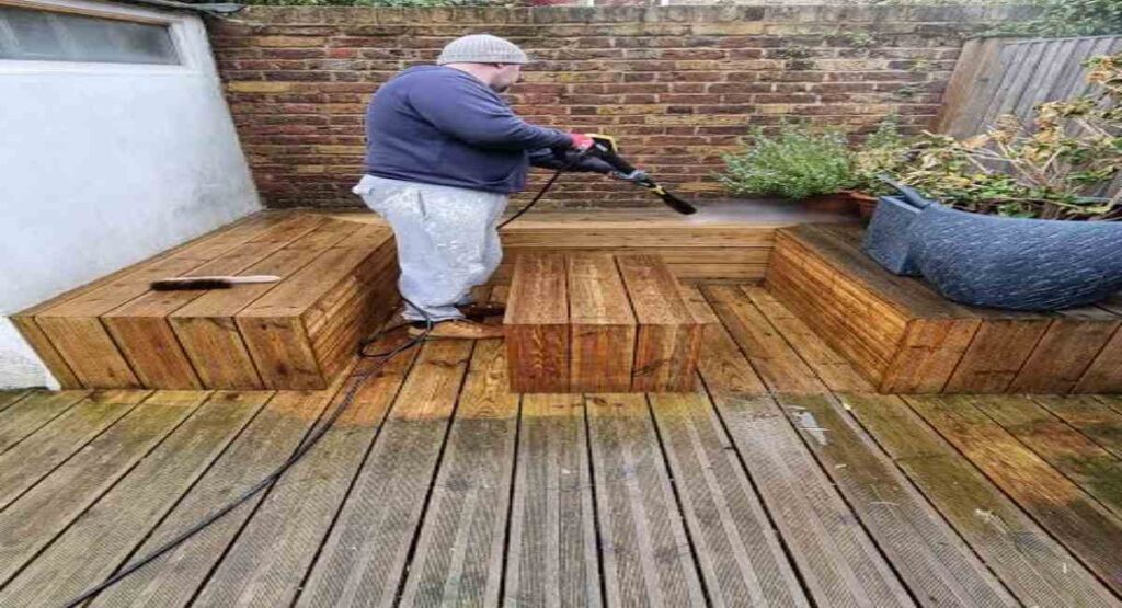 Decking Cleaning Inverkeithing