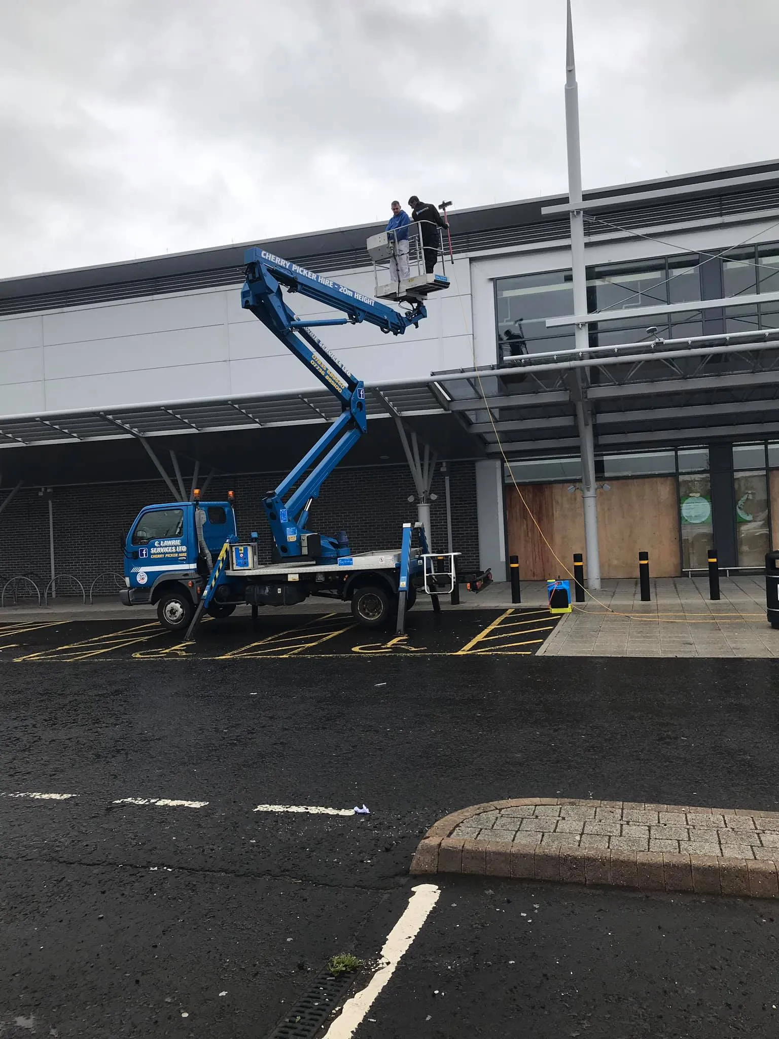 Building exterior cleaned before and after in Commercial  Leven