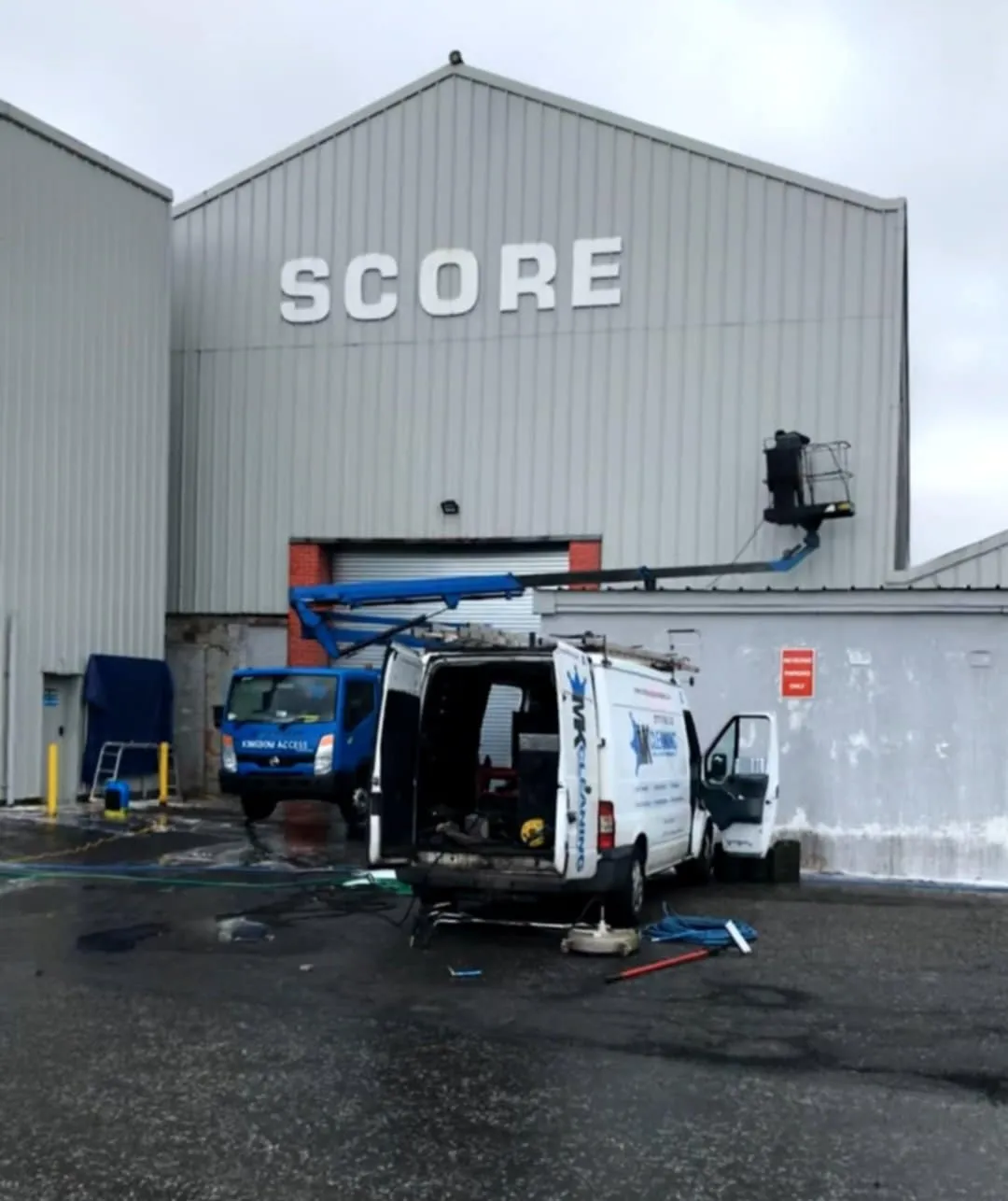 Commercial building cleaning results in Commercial  Leven